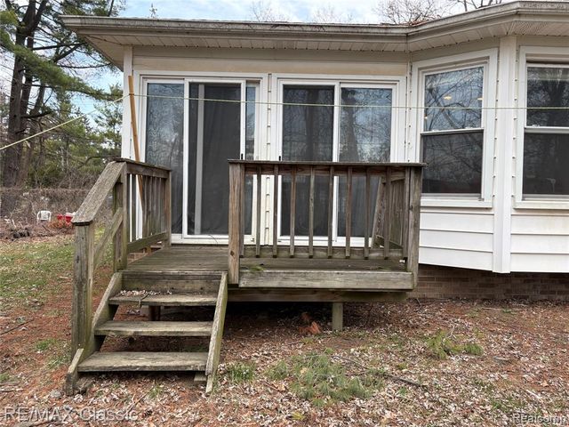 380 E South Boulevard, Troy, MI 48085