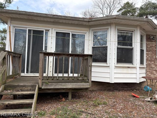 380 E South Boulevard, Troy, MI 48085