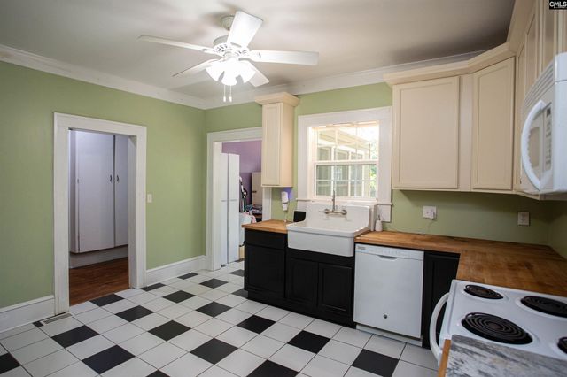 1803 Broad Street, Camden, SC 29020