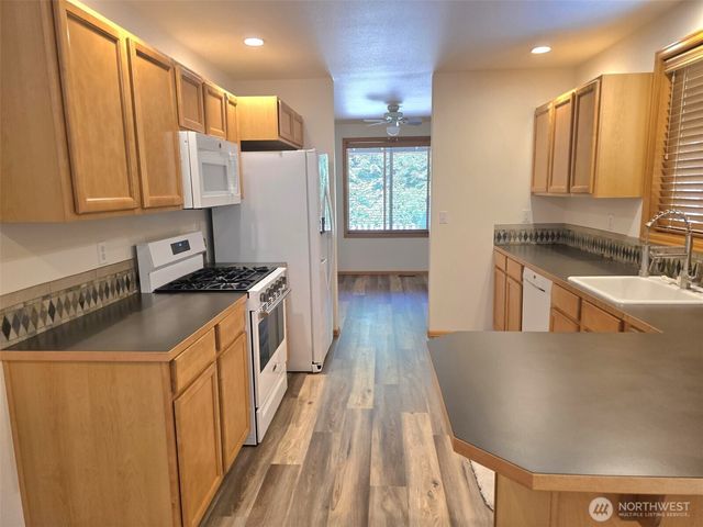 22213 N Clear Lake Boulevard SE, Yelm, WA 98597