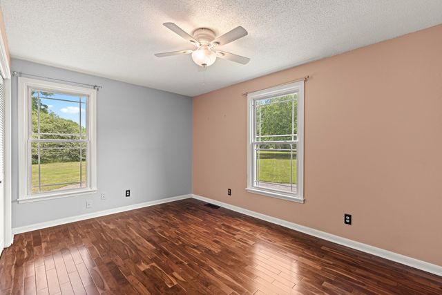 3550 John Taylor Rd, Woodlawn, TN 37191