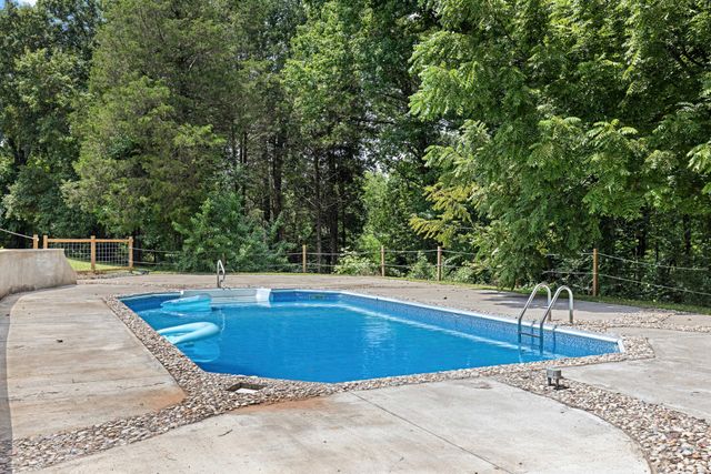 3550 John Taylor Rd, Woodlawn, TN 37191