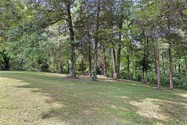 3550 John Taylor Rd, Woodlawn, TN 37191