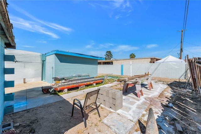 6161 Great Smoky Avenue, Las Vegas, NV 89156