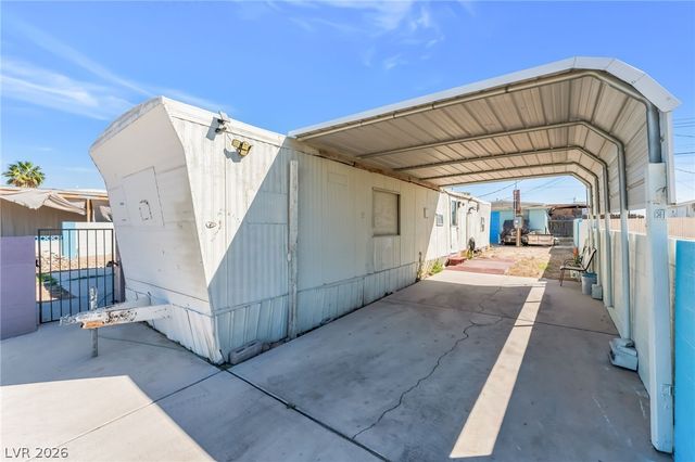 6161 Great Smoky Avenue, Las Vegas, NV 89156