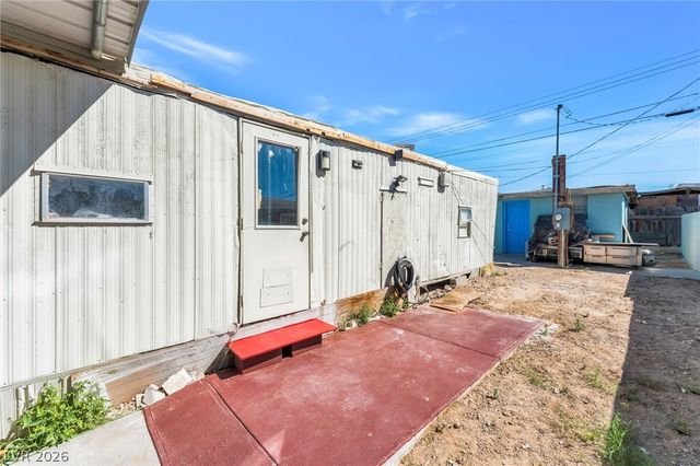 6161 Great Smoky Avenue, Las Vegas, NV 89156