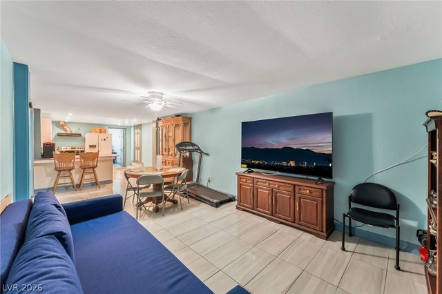 6161 Great Smoky Avenue, Las Vegas, NV 89156