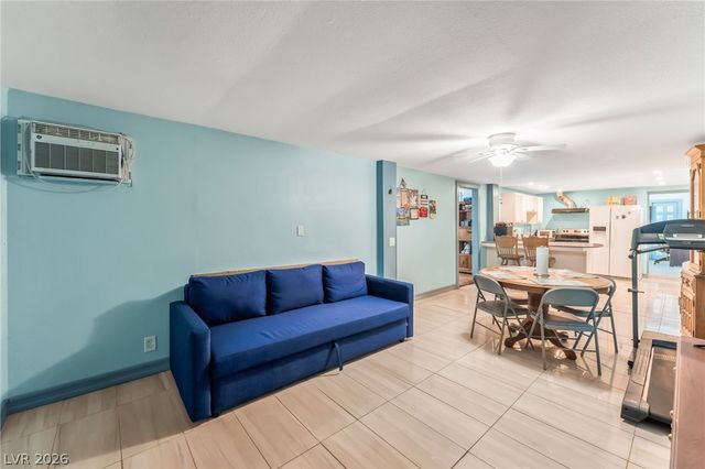 6161 Great Smoky Avenue, Las Vegas, NV 89156