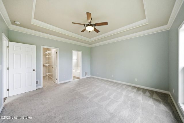 4122 Brook Farm Pl, Louisville, KY 40299