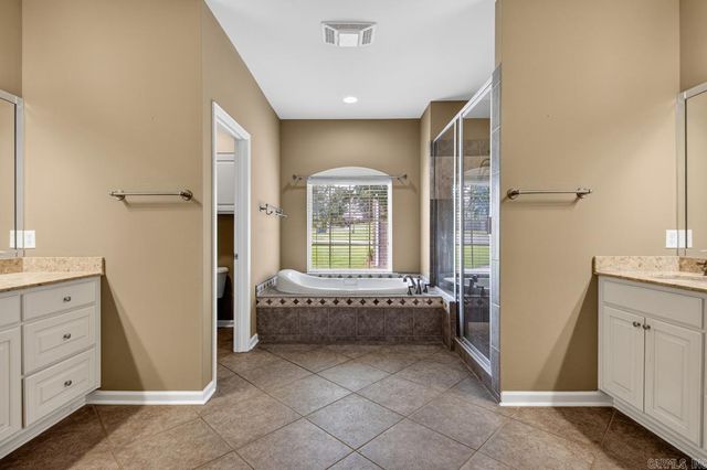 2517 Forrest Lakes Cove, Sherwood, AR 72120