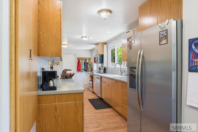 27 Drake, Pocatello, ID 83201