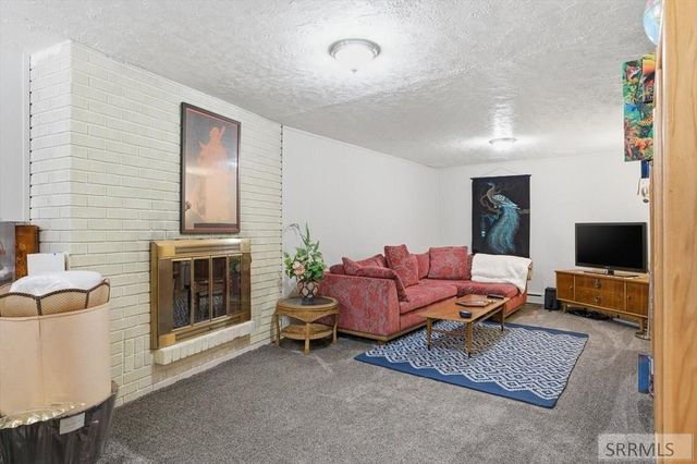 27 Drake, Pocatello, ID 83201
