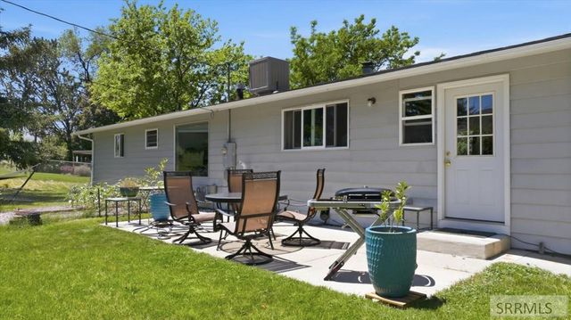 27 Drake, Pocatello, ID 83201