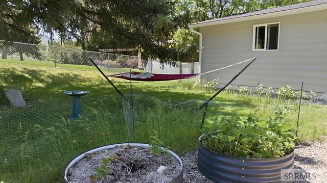27 Drake, Pocatello, ID 83201