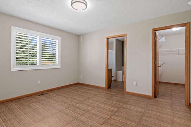 1523 132nd Lane NW, Coon Rapids, MN 55448