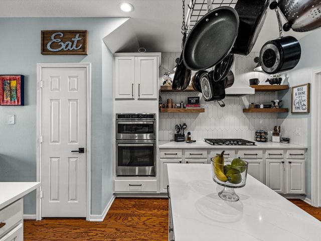 3802 Coral Circle, Seabrook, TX 77586