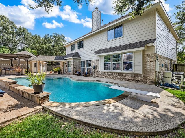 3802 Coral Circle, Seabrook, TX 77586