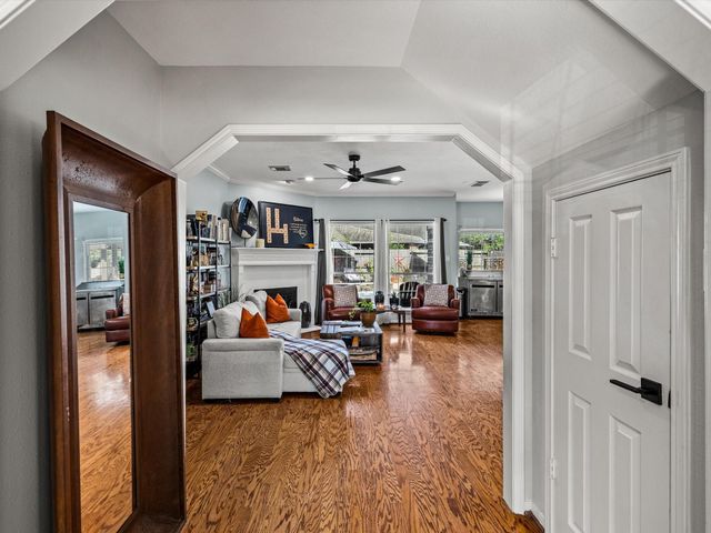 3802 Coral Circle, Seabrook, TX 77586
