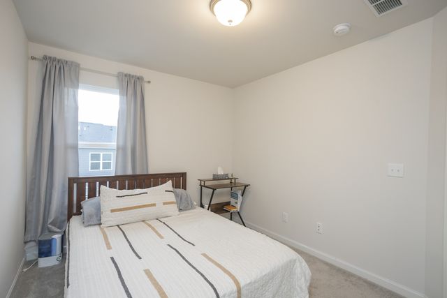 328 Victoria Dr, Lebanon, TN 37090