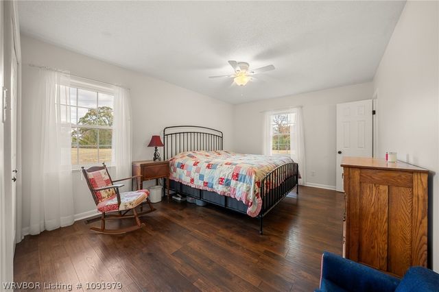 102 N Kibler Highway, Alma, AR 72921