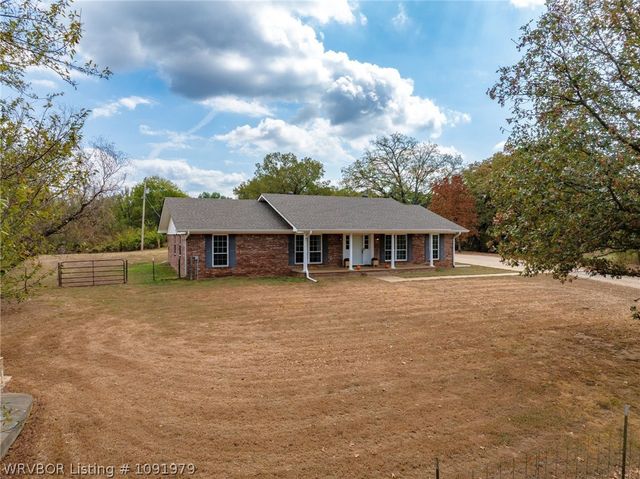 102 N Kibler Highway, Alma, AR 72921