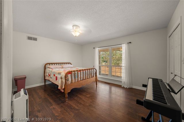 102 N Kibler Highway, Alma, AR 72921