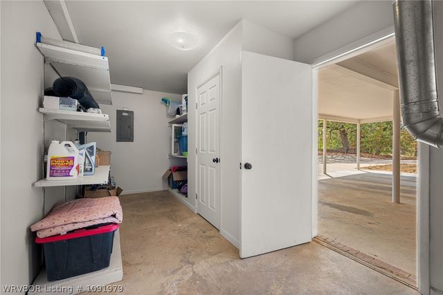 102 N Kibler Highway, Alma, AR 72921