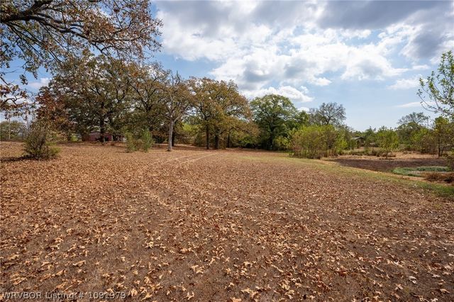 102 N Kibler Highway, Alma, AR 72921