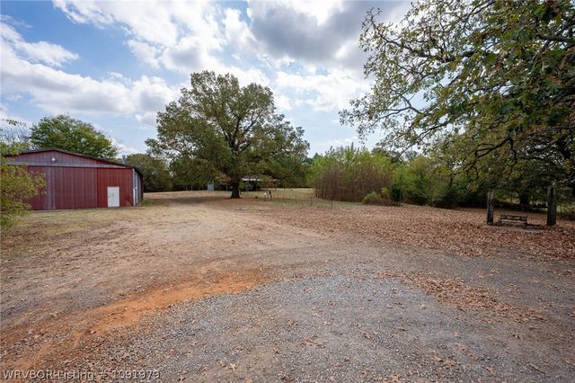 102 N Kibler Highway, Alma, AR 72921