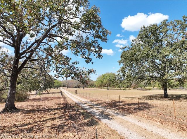 102 N Kibler Highway, Alma, AR 72921