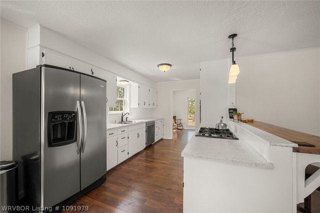 102 N Kibler Highway, Alma, AR 72921