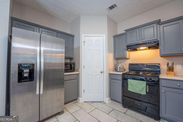 4 Madaline Lane, Dawsonville, GA 30534