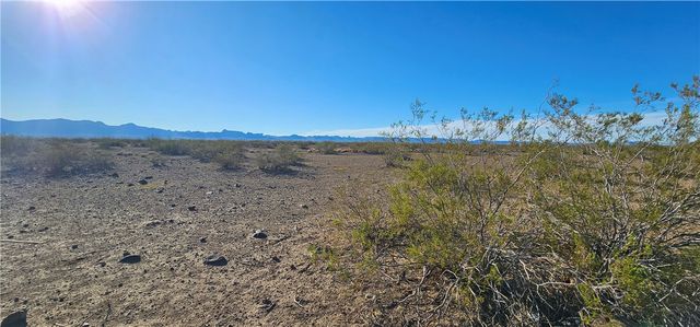 Lot 152 S Bacobi Road, Golden Valley, AZ 86413