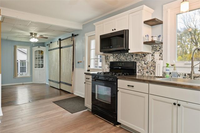 14 North Street, Leroy, NY 14482