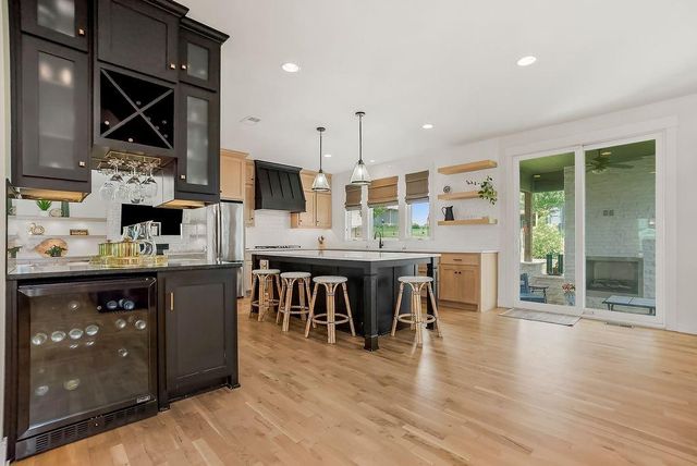 25470 W 114th Court, Olathe, KS 66061