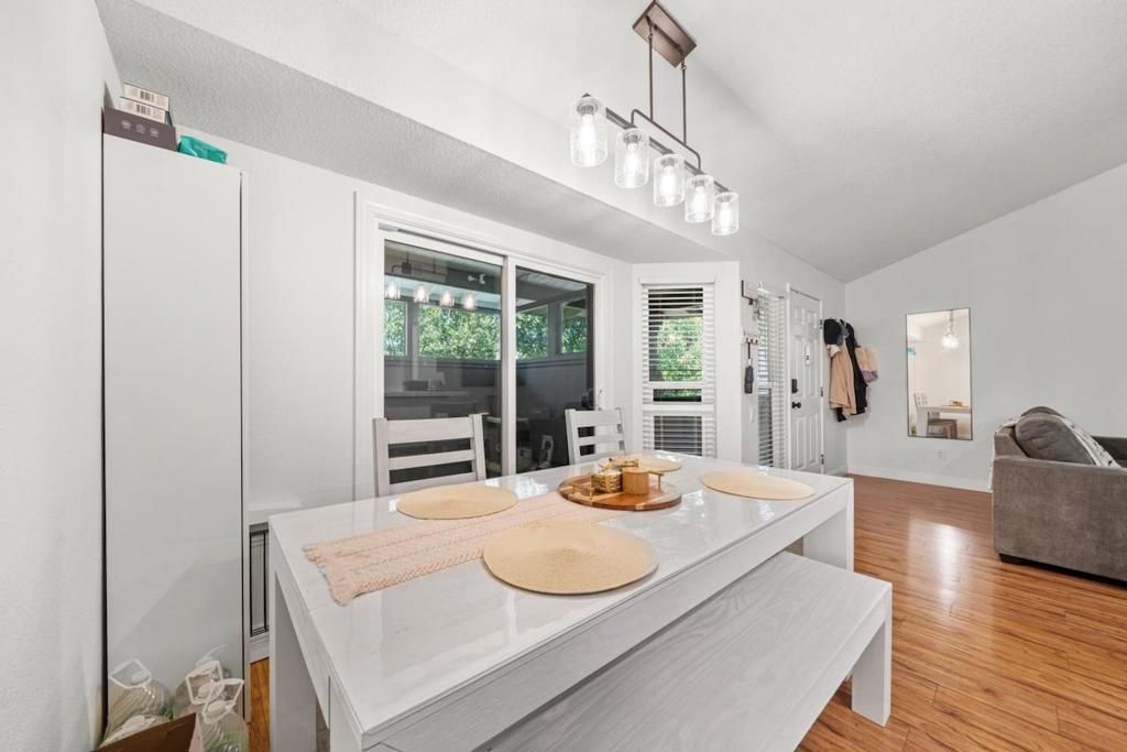 Image 10 of property listing at 363 Kenbrook Circle, San Jose, CA 95111