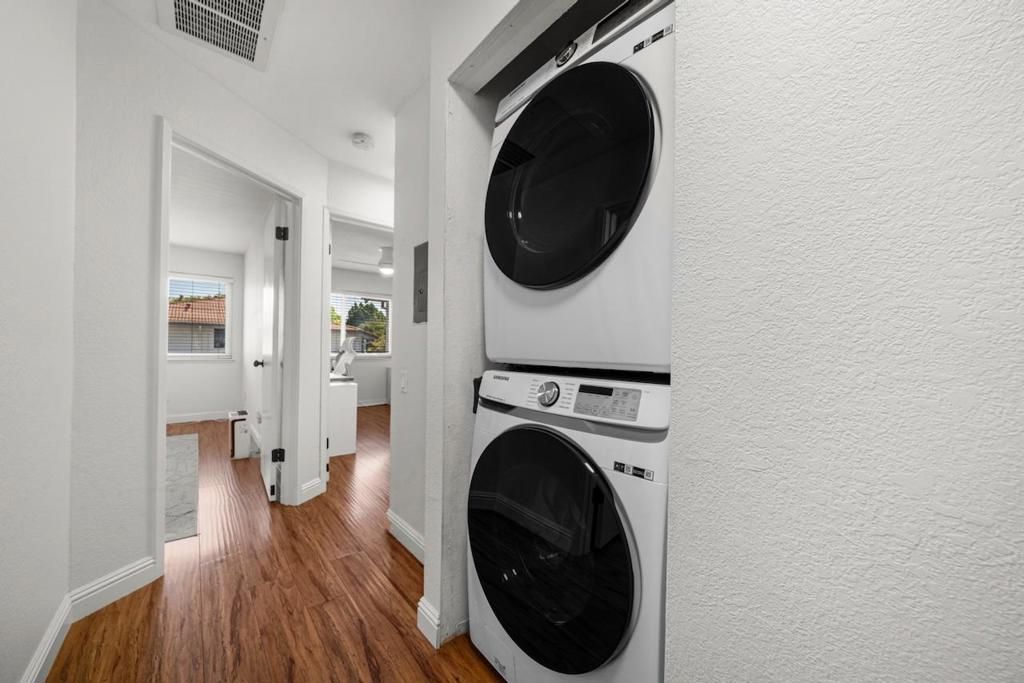Image 14 of property listing at 363 Kenbrook Circle, San Jose, CA 95111
