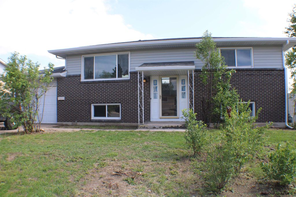 721 MELTON, Cheyenne, WY 82009