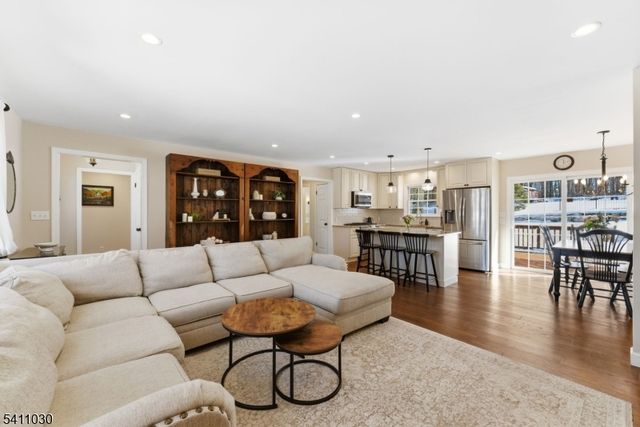 15 Tinc Rd, Mount Olive Twp., NJ 07836