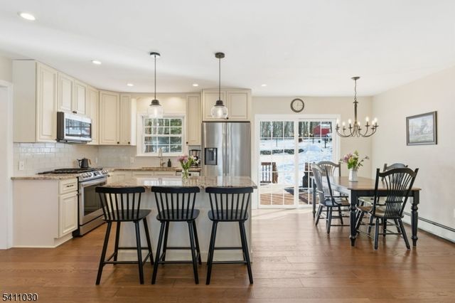 15 Tinc Rd, Mount Olive Twp., NJ 07836