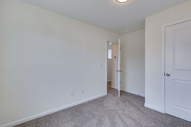 877 Dogwood Trail, Clarksville, TN 37042