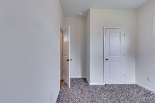877 Dogwood Trail, Clarksville, TN 37042