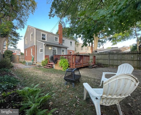 2221 ARLINGTON TER, Alexandria, VA 22303