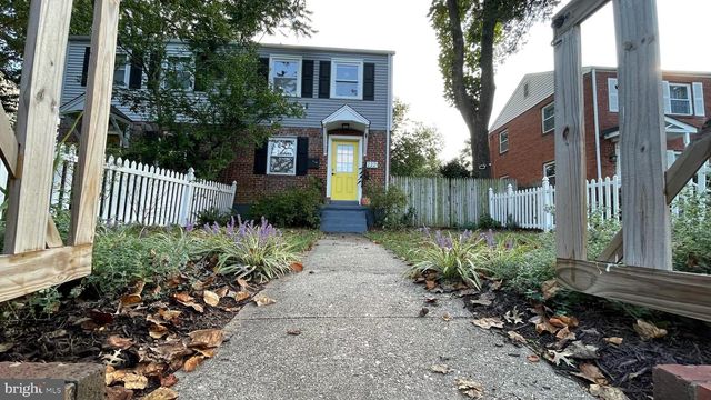 2221 ARLINGTON TER, Alexandria, VA 22303