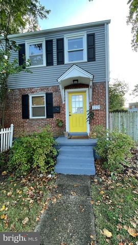 2221 ARLINGTON TER, Alexandria, VA 22303
