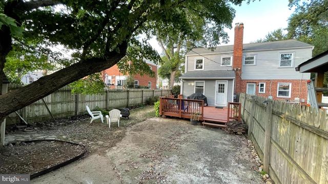 2221 ARLINGTON TER, Alexandria, VA 22303