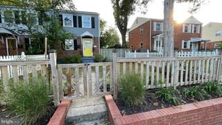 2221 ARLINGTON TER, Alexandria, VA 22303