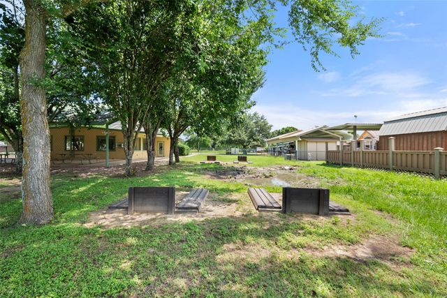 2065 Pelican Isle Drive, Kerens, TX 75144