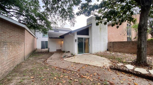 4714 N Cashel Circle, Houston, TX 77069