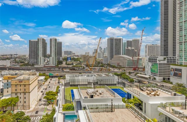 851 NE 1st Ave 1202, Miami, FL 33132